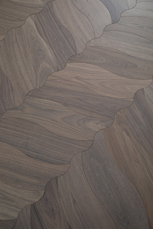 Parchet dublustratificat Cosy Art Wave, model Big Leaf, nuc american, wire brushed, 600×195 mm, parchetdecor.ro [6]