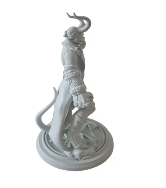 Figurina Hellboy pentru pictat, 23x14x14 cm printata 3D, vopsita cu primer [3]