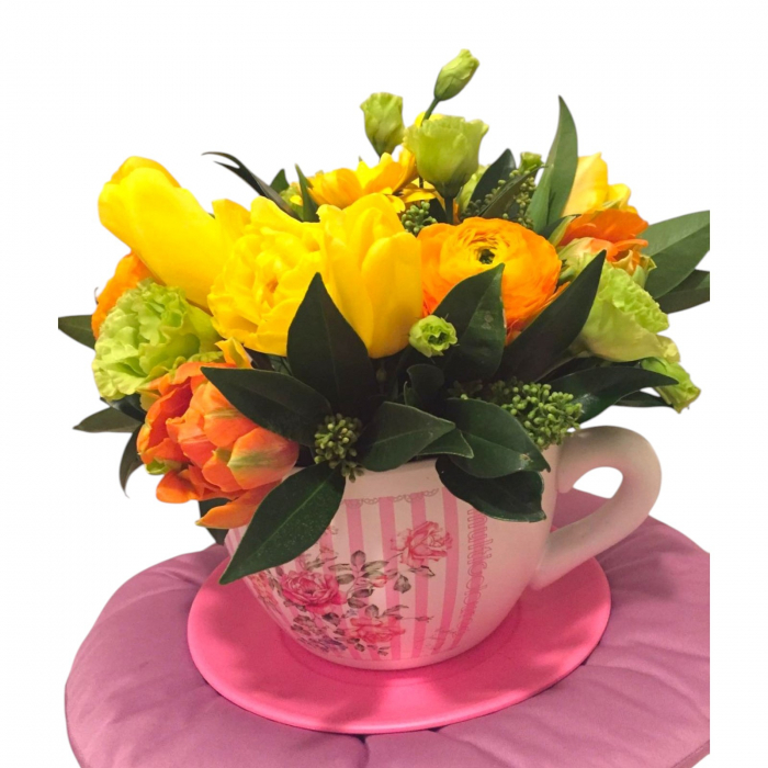 Aranjament floral lalele, ranunculus și lithianthus [1]