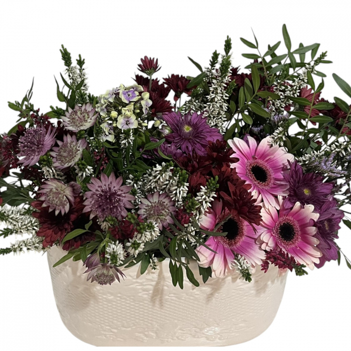 Aranjament floral mini gerbera, mini crizanteme, astranția și Erica. [2]