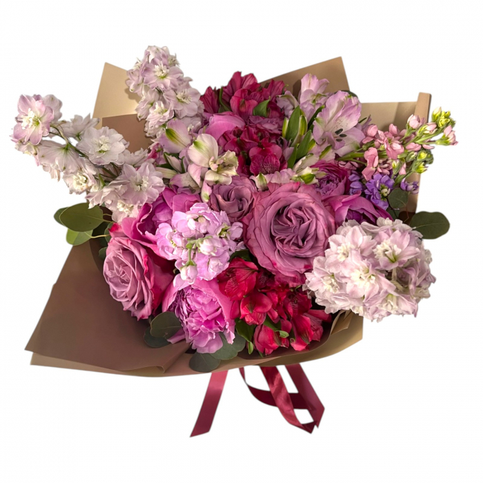 Buchet bujori roz, trandafiri mov, delphinium lila, altromeria roz si bordeaux și matthiola mov [3]