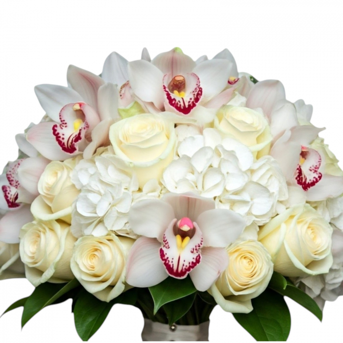 Buchet de mireasă hortensie albă, trandafiri albi și cymbidium alb [3]