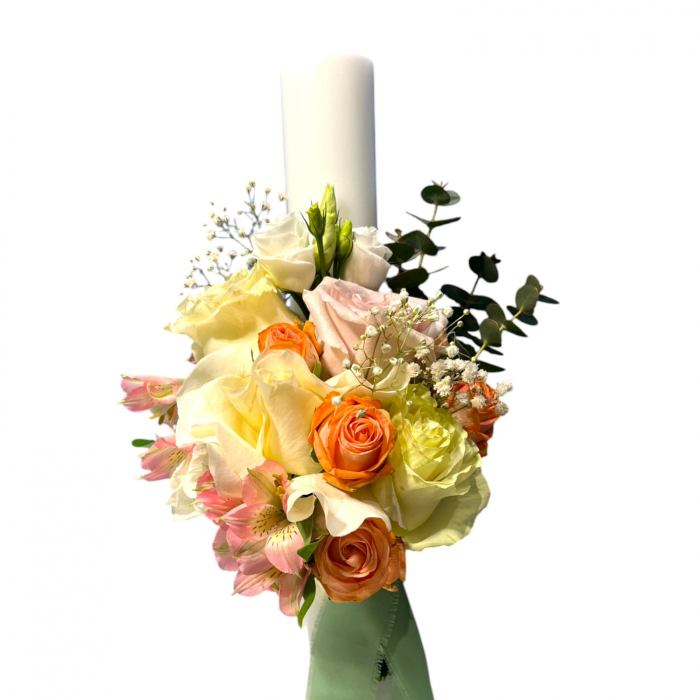 Lumânare de botez trandafiri albi și lila, lisianthus alb și alstroemeria roz. [2]