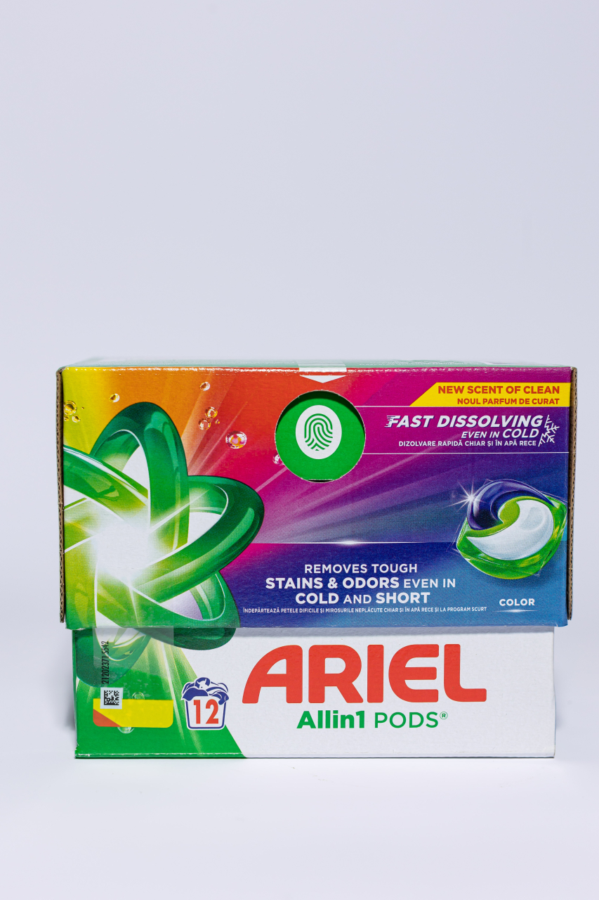 Ariel All in One Pods Color, detergent automat de rufe, capsule, 12 buc [1]