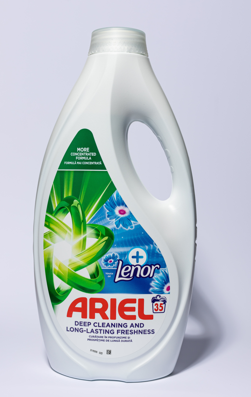 Ariel  Touch of Lenor Fresh Air, detergent automat de rufe, lichid, 35 spalari, 1.575 l [2]