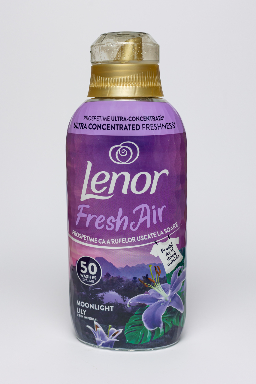 Lenor  Fresh Air Fresh Moonlight Lily, balsam de rufe, 50 spalari, 0.7 l [2]