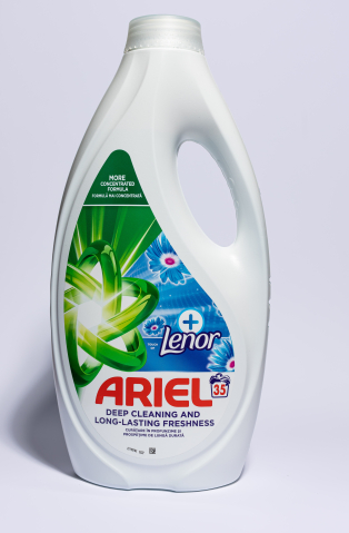 Detergenți și balsam rufe - Ariel  Touch of Lenor Fresh Air, detergent automat de rufe, lichid, 35 spalari, 1.575 l