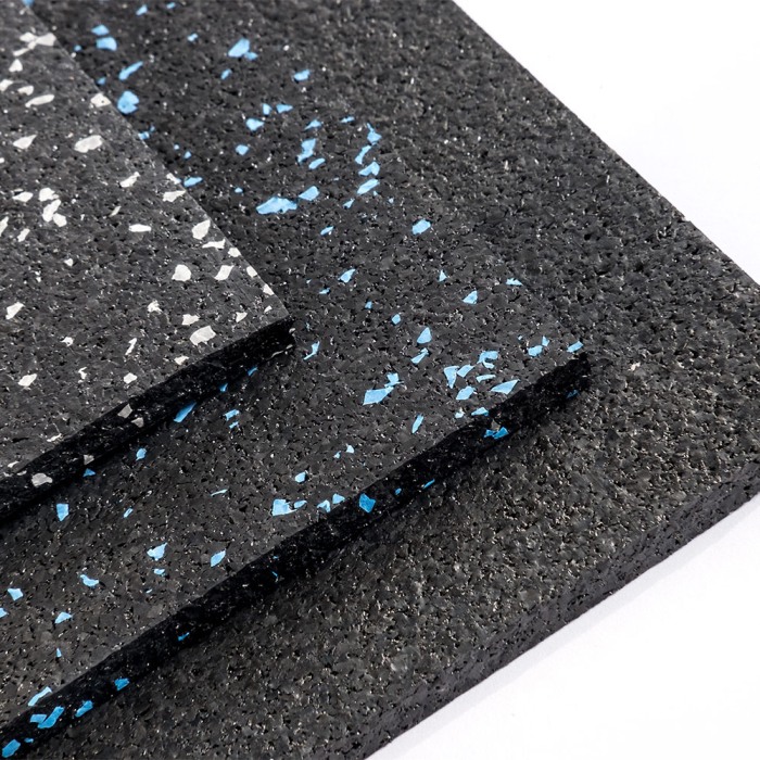 Pardoseala sport din cauciuc premium la rolă de 12.5 mp, grosime 10mm, negru [2]