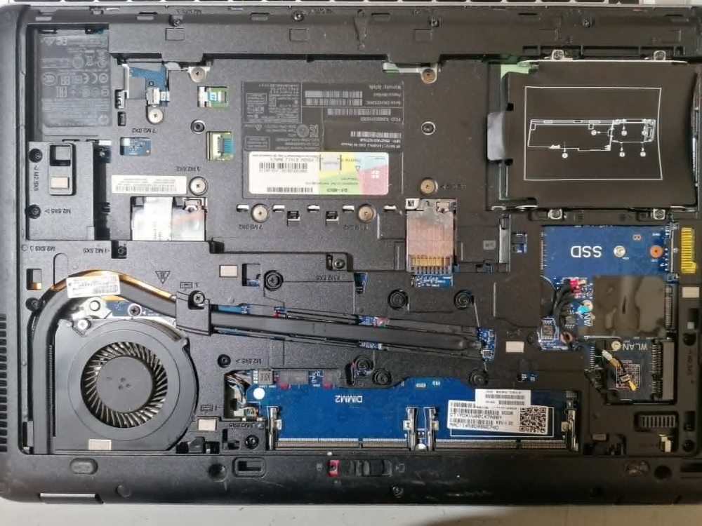 Carcasa completa HP EliteBook 850 G1 – Cu placa de baza + procesor i7-4600U - Cooler defect - Second Hand [4]