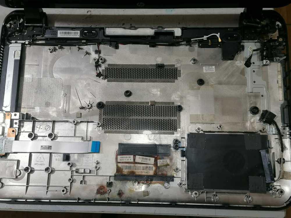 Carcasa completa laptop HP 15-b105sq [4]