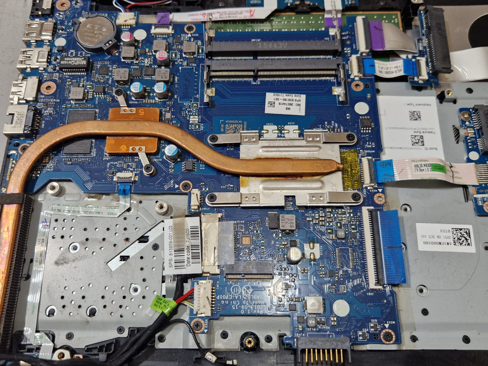 Placa de baza HP 15-ac107nq V4M27EA + Procesor i3 5005U + Radiator Cupru – Second [2]