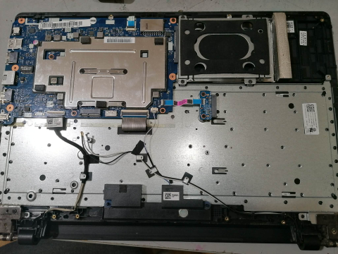 Carcasa completa Lenovo Ideapad 110-15IBR Model 80T7 – Second Hand – In stare buna – Fara tastatura si placa de baza [2]