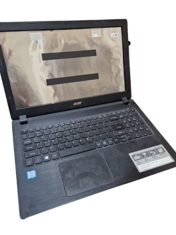 Tastaturi laptop - Carcasa Laptop Completa Acer Aspire 3 A315-51 A315-51-31RZ cu Tastatura Balamale Cabluri, Second Hand
