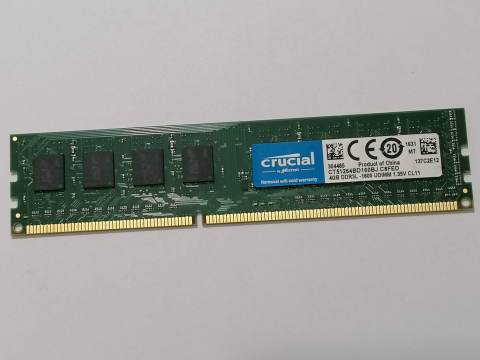 Memorii RAM - Crucial 4GB DDR3L 1600MHz – Memorie RAM DIMM pentru desktop / CT51264BD160BJ
