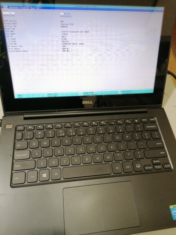 Pret redus / Produse cu defect - Dell Inspiron 3138 – Carcasa completa + Placa de baza + Ecran / P19T003