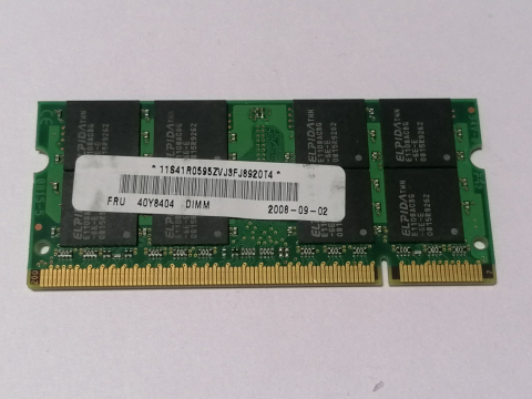 Memorii RAM - Elpida 2GB DDR2 667MHz – Memorie RAM SODIMM 2Rx8 pentru laptop / EBE21UE8ACUA‑6E‑E