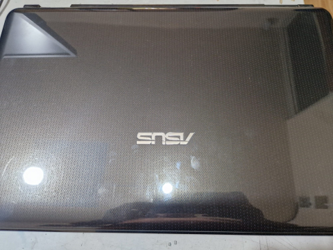 Laptop ASUS K7010 – Pentium T4300 – 4GB RAM – HDD 1000GB – Second – Defect – Fara Garantie – Cu incarcator + geanta [5]