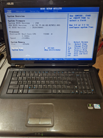 Pret redus / Produse cu defect - Laptop ASUS K7010 – Pentium T4300 – 4GB RAM – HDD 1000GB – Second – Defect – Fara Garantie – Cu incarcator + geanta