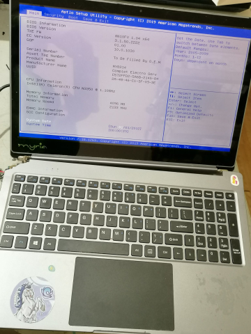 Pret redus / Produse cu defect - Laptop Myria MY8314GY – Pentru piese sau reparat