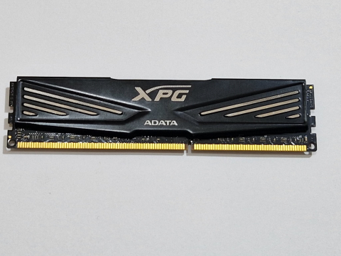Memorie RAM ADATA XPG AX3U1600W8G9-RB 8GB DDR3 – Second Hand [1]