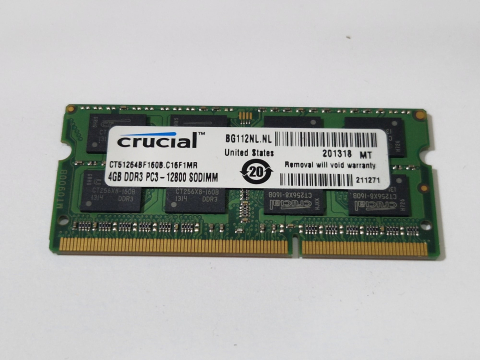 Memorii RAM - Memorie RAM Laptop Crucial 4GB DDR3 1600MHz PC3L-12800S 1.35V SODIMM CT51264BF160B, Second Hand