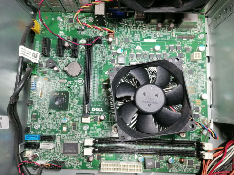 Set Placa de baza Dell + Intel Core i5-2400 + Cooler + Carcasa / MIH61R MB / Socket LGA1155 [5]