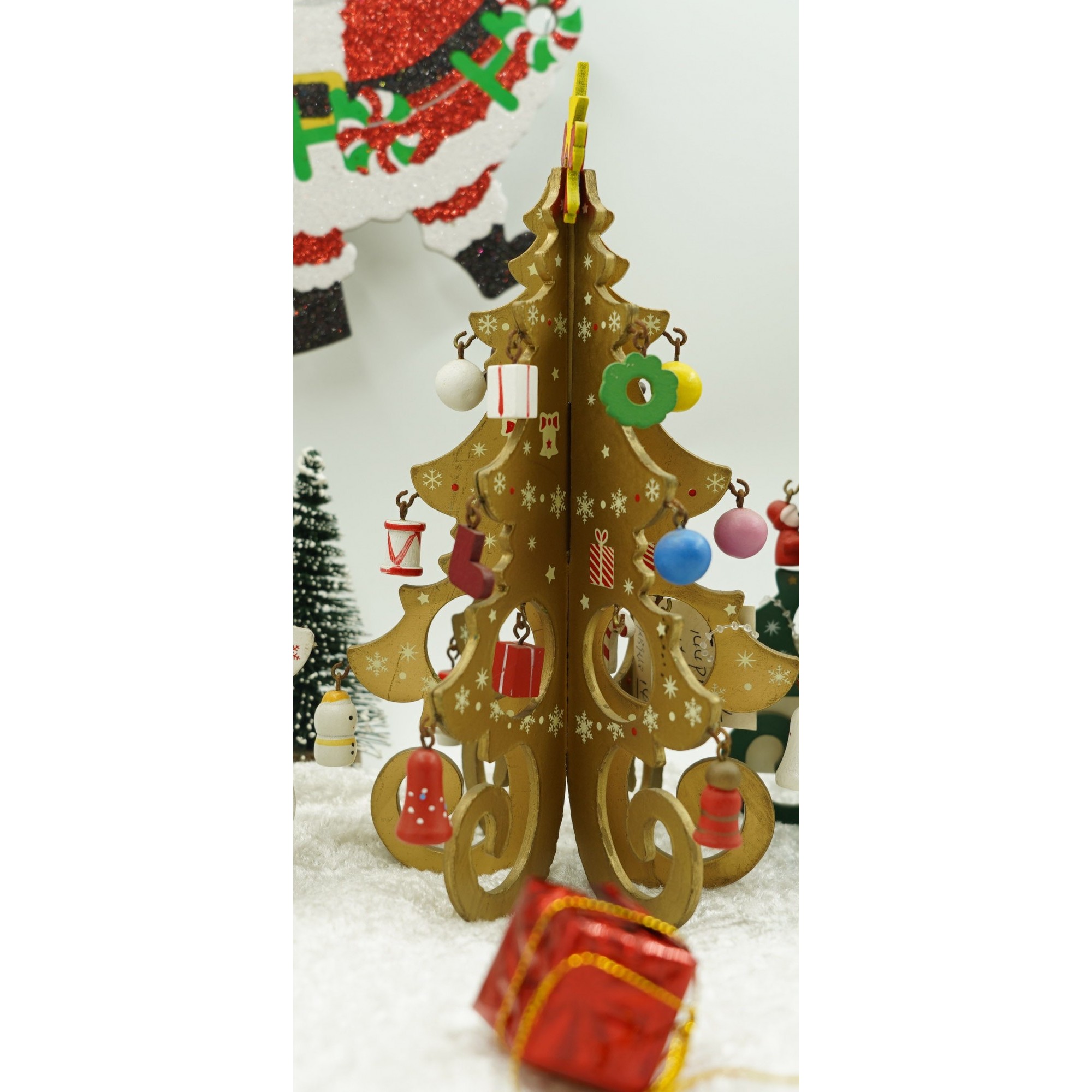 Decoratiune Craciun, Brad, Auriu, 6 cavitati cu ornamente, 12 cm x 20 cm, Lemn, Flippy [4]