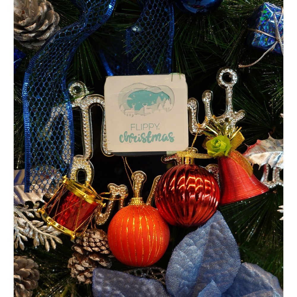 Set de 24 ornamente de brad, Flippy, de tip Glob, Rosu/ Maro, din polistiren, cu finisaj sclipitor , cutie 5 cm adancime x 29 cm lungime x 19 cm inaltime [10]