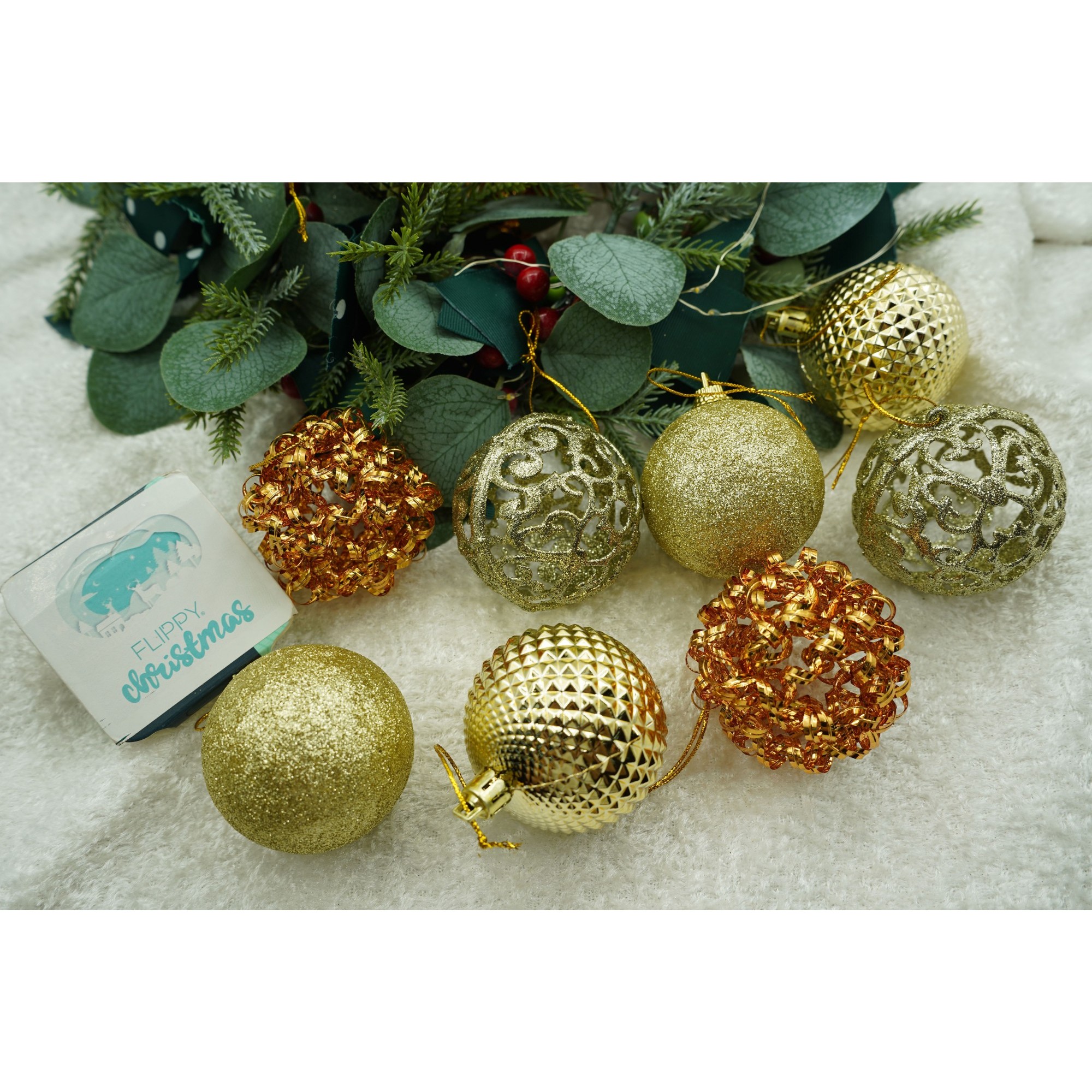 Set de 28 ornamente de brad, Flippy, de tip Glob, Cupru/ Auriu, din polistiren, cu finisaj sclipitor , cutie 18 cm adancime x 22 cm inaltime x 18 cm lungime) [2]