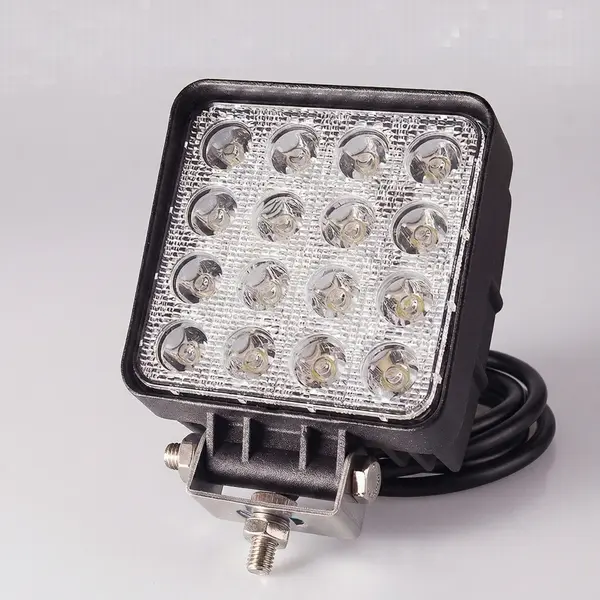 Accesorii Auto - Proiector LED Auto Offroad 48W, 16 LED-uri, IP67, 12V/24V, Lumină Rece 6500K pentru ATV, SUV, Tractor și Utilaje