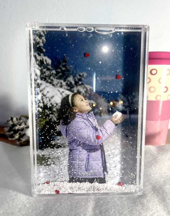 Rama foto cu lichid (apa) si sclipici glitter 10x15cm cu tematică de iarnă [2]