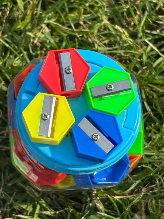 ASCUTITORI COLORATE FORMA HEXAGONALA, DIFERITE CULORI [1]