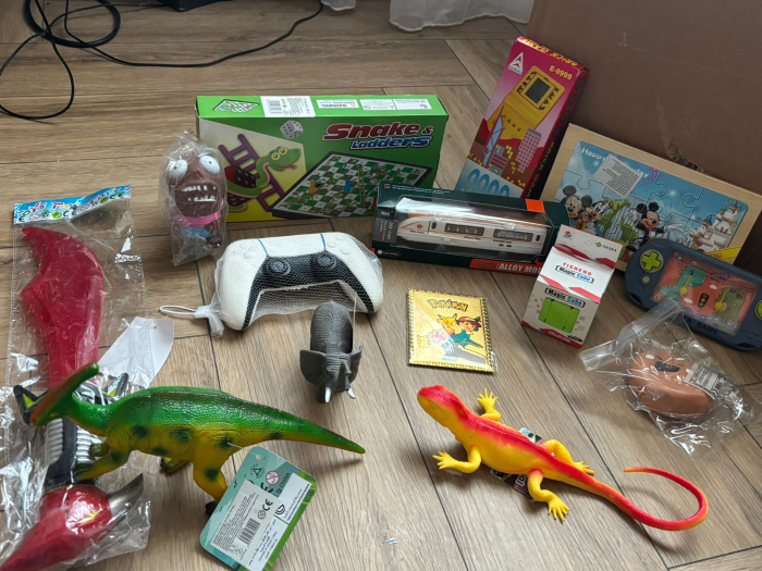 Mystery Box cu Jucării – Personalizată cu Nume si un mesaj baieti [3]