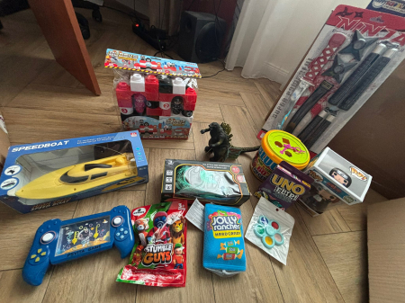 Mystery Box cu Jucării – Personalizată cu Nume si un mesaj baieti [4]