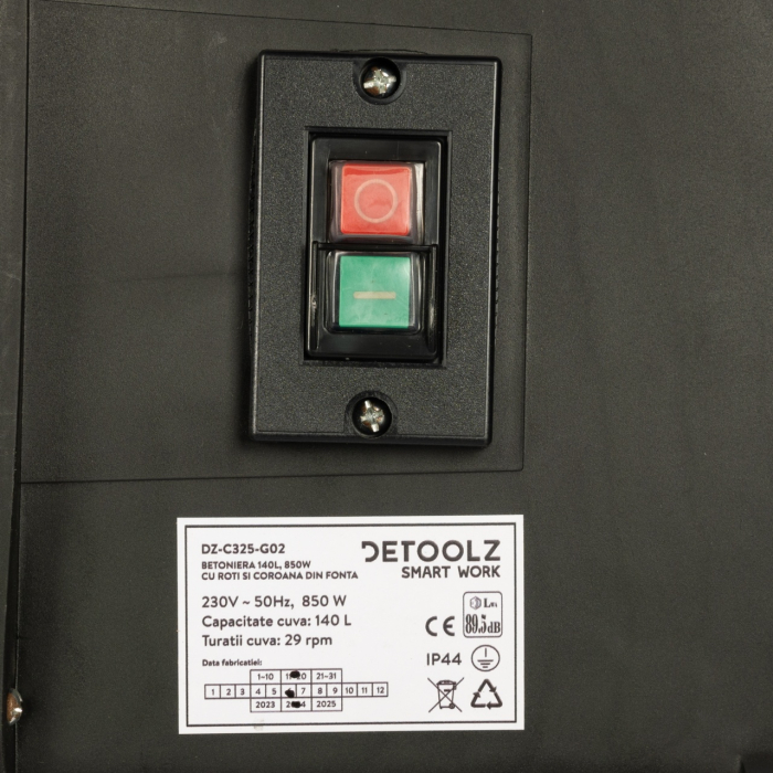 Betoniera Detoolz 140L, 850W, cu roti si coroana de fonta [16]