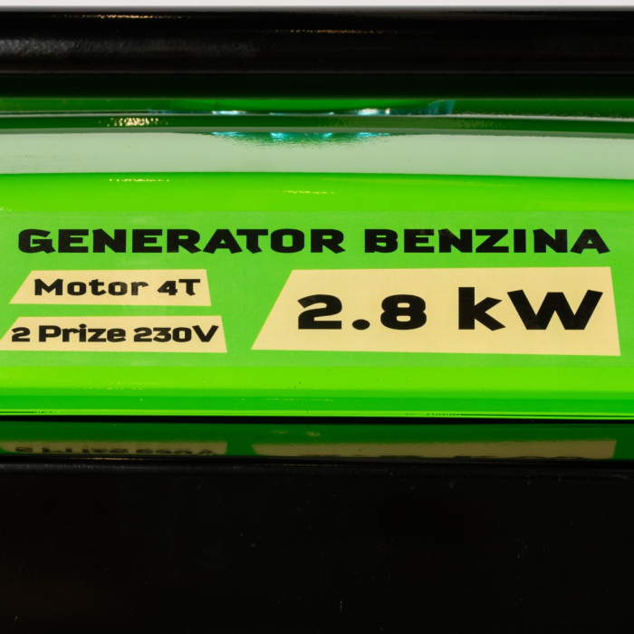 Generator Micul Fermier, 2.8KW, cu pornire manuala, motor benzina 4T, doua prize 230V, rezervor combustibil 15L [8]