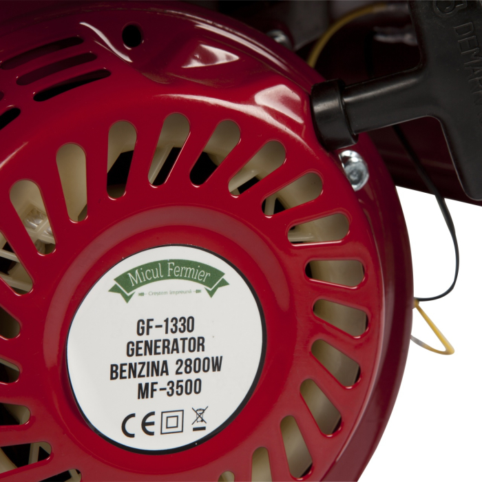 Generator Micul Fermier, 2.8KW, cu pornire manuala, motor benzina 4T, doua prize 230V, rezervor combustibil 15L [15]