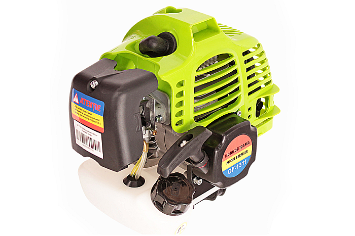 Motocoasă MF cu 4 accesorii 3,4 CP [2]