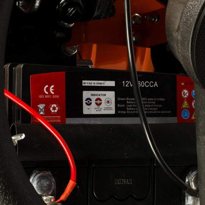 Mini tractor Detoolz, 17cp, 530cc, motor pe motorina 4T, 4X4, 4 viteze, pornire electrica, 2 cutii de viteze [3]