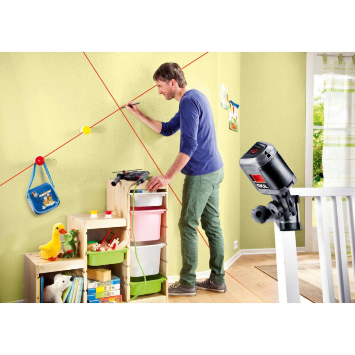 SKIL 0511 AA Nivela laser cu linie în cruce, lumina rosie, prindere trepied, auto-nivelare, timp de nivelare 6 secunde, raza actiune 10m, include 2 baterii AA [4]