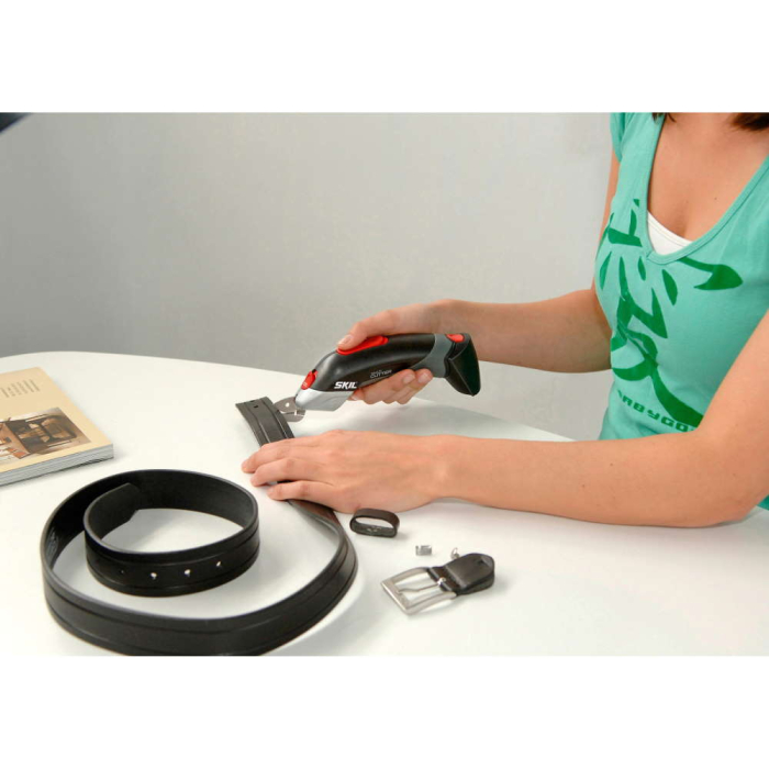 SKIL 2900 AJ, Foarfece cu acumulator (Multi-Cutter) F0152900AJ, 10000 rpm, + 1xAcuu, incarcator si accesorii [3]