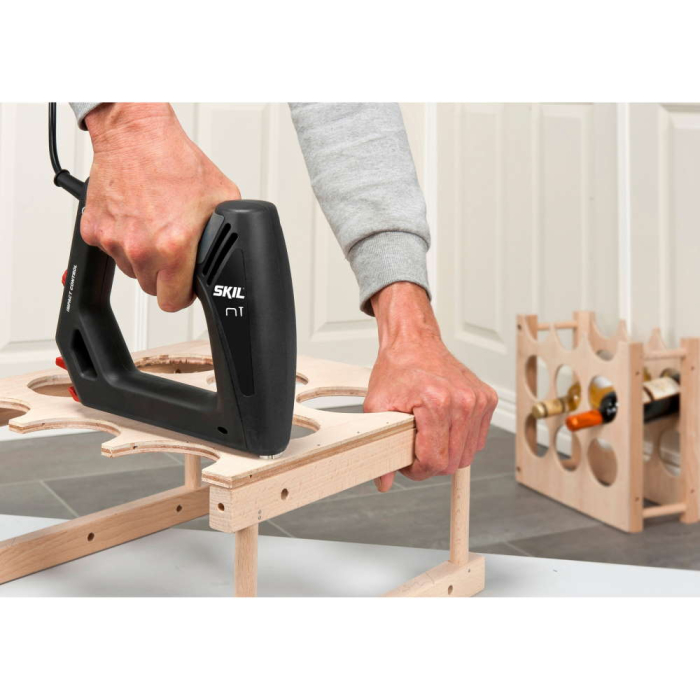 SKIL 8200 AC, Capsator/ciocan electric F0158200AC, functional cu capse No.53, 8-16mm si cuie No.40, 47 si 38, 15-16mm, + geanta si accesorii [4]