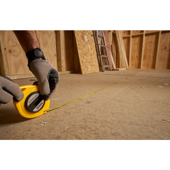 Stanley 0-34-108, ruleta inchisa cu banda de otel 30m, carlig pliabil, lama protejata, manivela pentru mulinare, 30m x 10mm, blister [6]