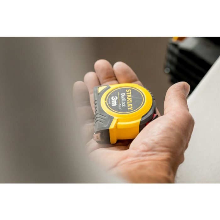 Stanley STHT36802-0, ruleta tylon cu dubla blocare 3m, acoperire Tylon, maner ergonomic, 3m x 13mm, blister [7]