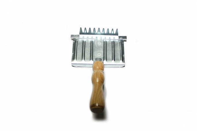 Tesala animale cu maner din lemn [2]