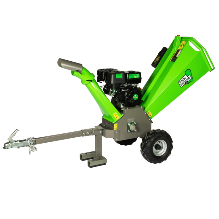Tocator de crengi Micul Fermier, motor benzina 15 CP, cu carlig de remorcare, 120 mm diametru maxim de taiere, pentru rumegus [11]