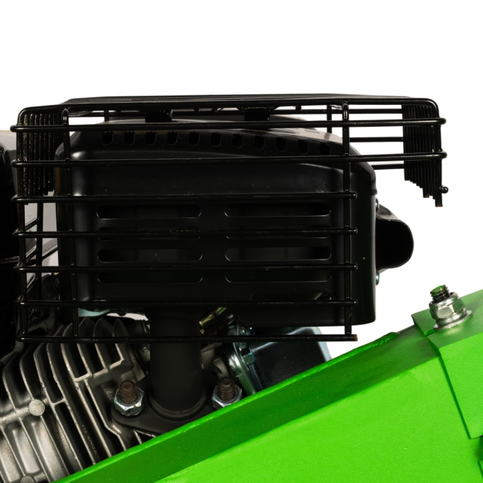 Tocator pentru crengi si vita de vie Micul Fermier, Ø60mm, motor benzina 7CP pentru rumegus [9]