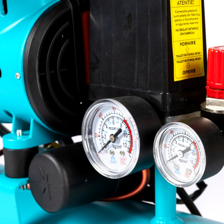 Compresor Detoolz 24L fara ulei, 1500 W, debit 154L/min, 8 bar, 2 prize de aer [15]