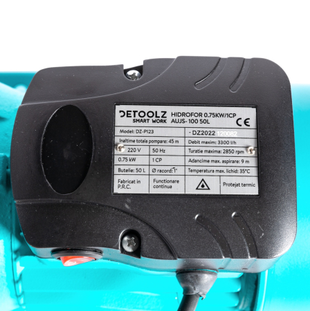 Hidrofor Detoolz 0.75 kW, debit 3300l/h, inaltime de pompare 45m, carcasa pompa inox, volum butelie 50 litri [6]