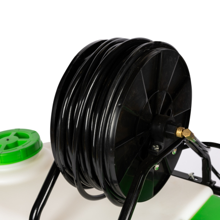 Pulverizator cu acumulator Micul Fermier, volum 90 litri, cu roti [15]